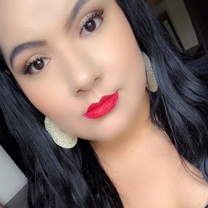 Meet your Posher, Lashanna